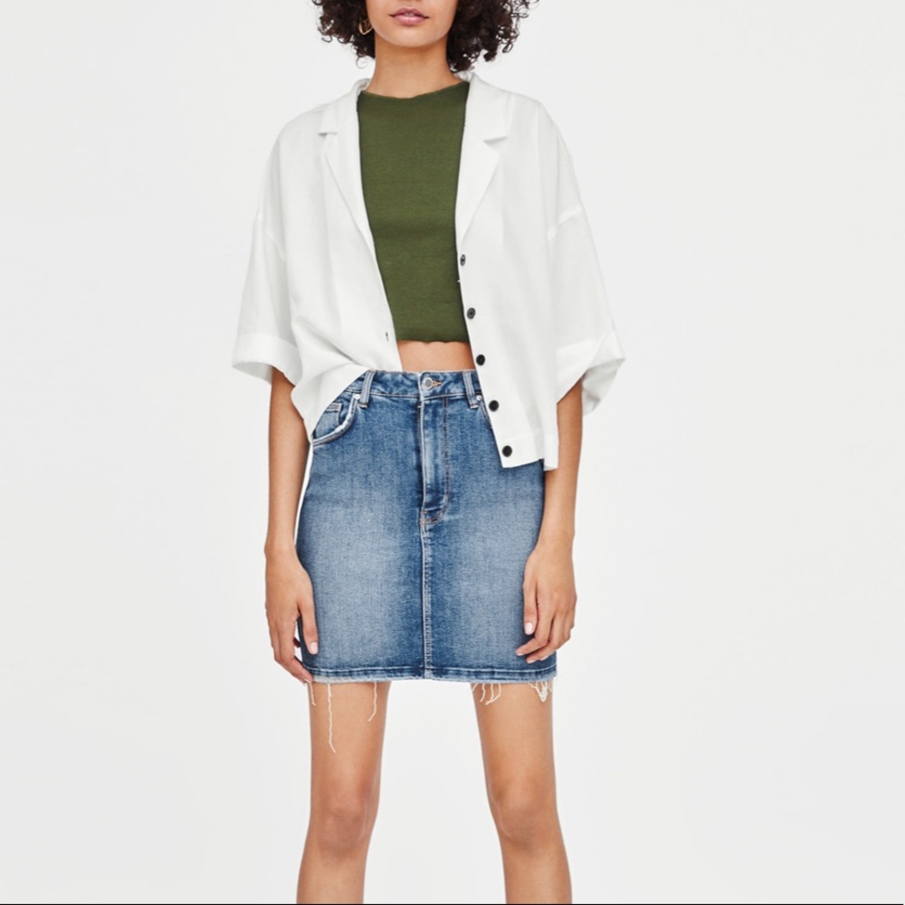 NWT ZARA High Waisted Denim Mini Skirt Size XS